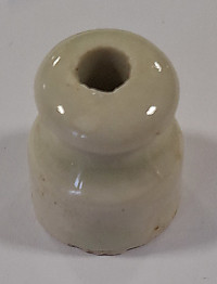 Изолятор малый РШ-2 h-2см