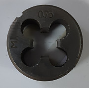 Плашка М-11*0,75