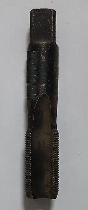 Метчик М-18*1