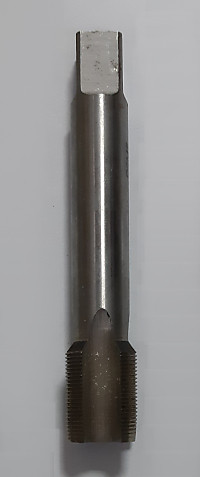 Метчик М-22*1