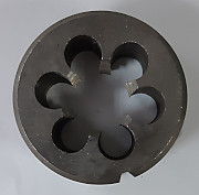 Плашка М-24*3 осн.