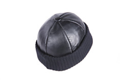 Шапка кожзам. утепл.