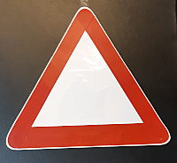 Знак-наклейка