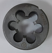 Плашка М-24*2 ГОСТ9740-41