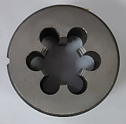 Плашка М-27*3